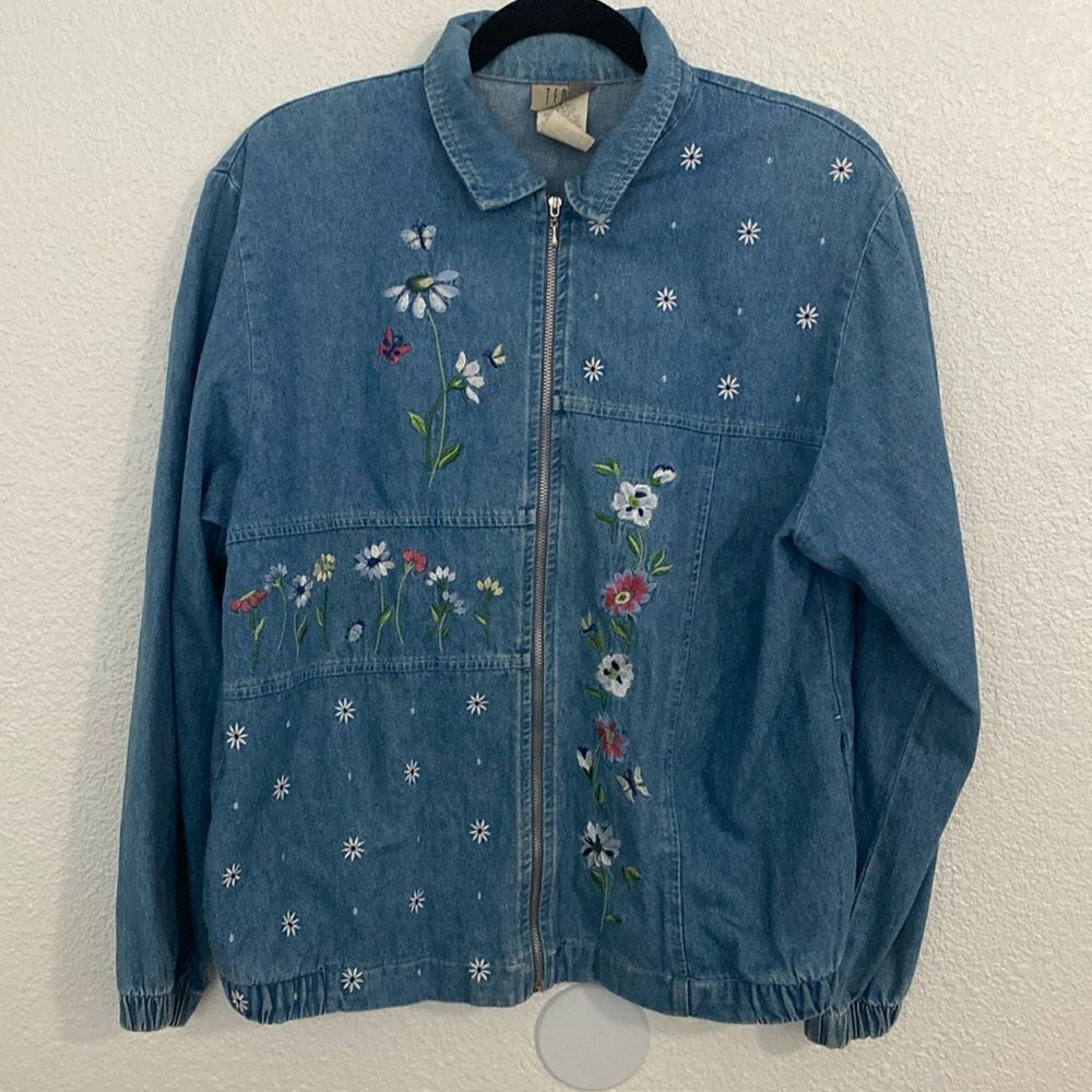 Vintage TEDDI pitiete- jean jacket with flower embroidery- Size PM